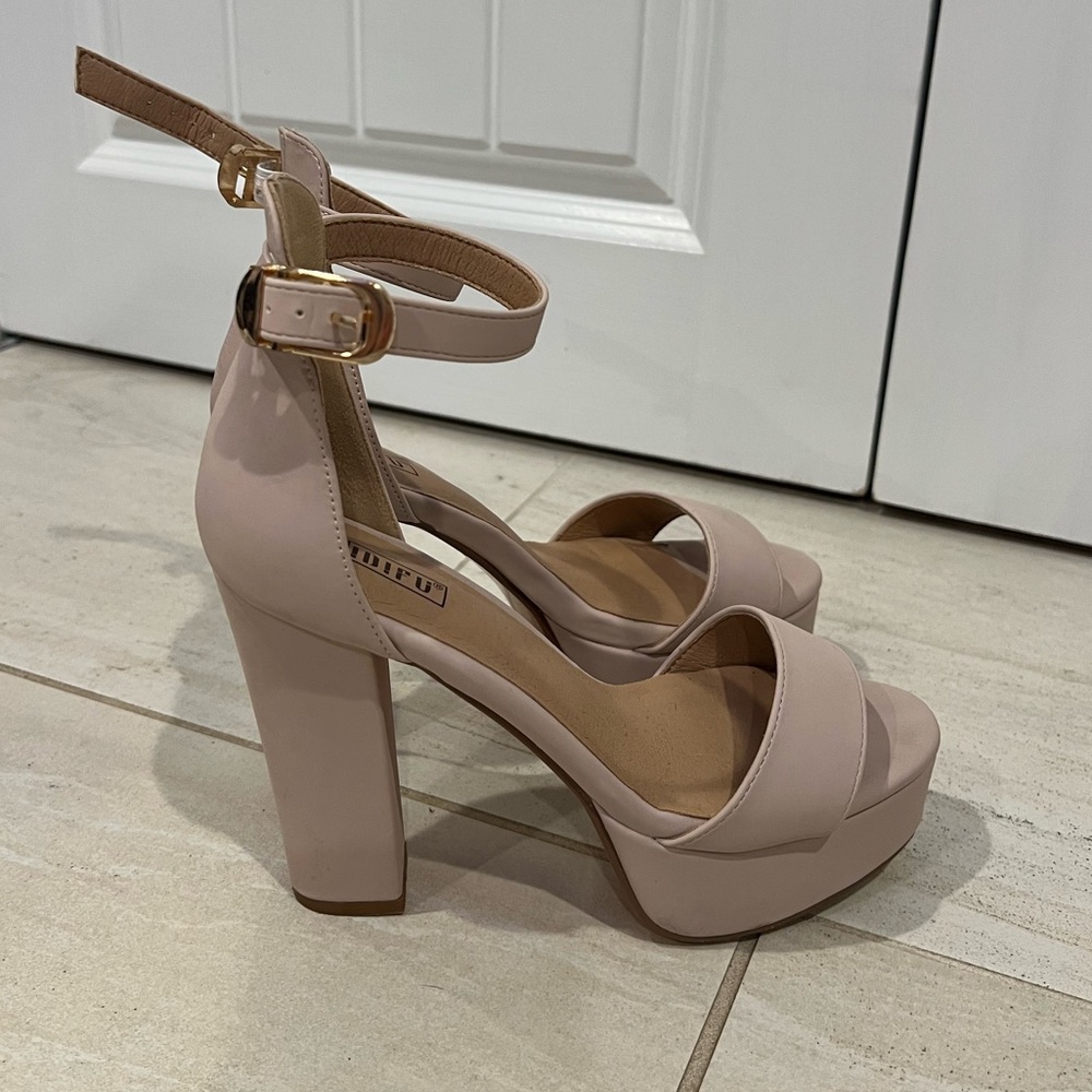 Platform Open Toed Heels - Picture 7 of 7